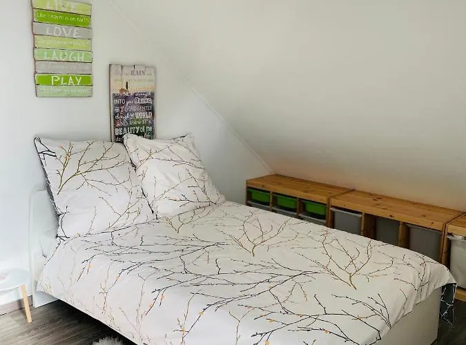 Grill & Garten An Der Loreley Mit 2 Baeder & Parkplaetze * Oberwesel